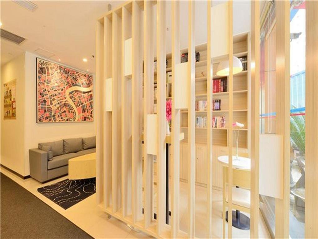 Hanting Hotel Shanghai Babaiban Pudian Road Subway Station מראה חיצוני תמונה