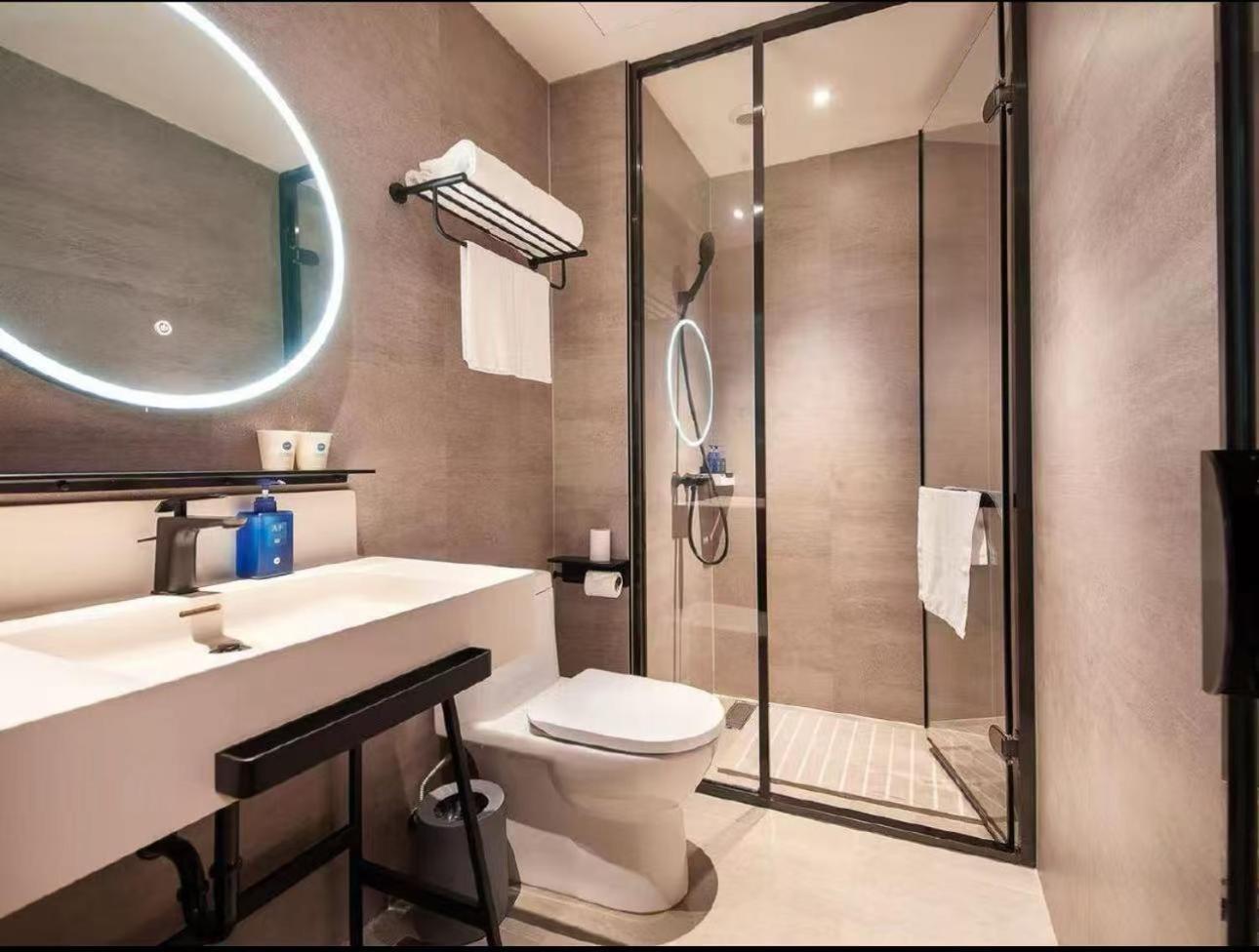 Hanting Hotel Shanghai Babaiban Pudian Road Subway Station מראה חיצוני תמונה