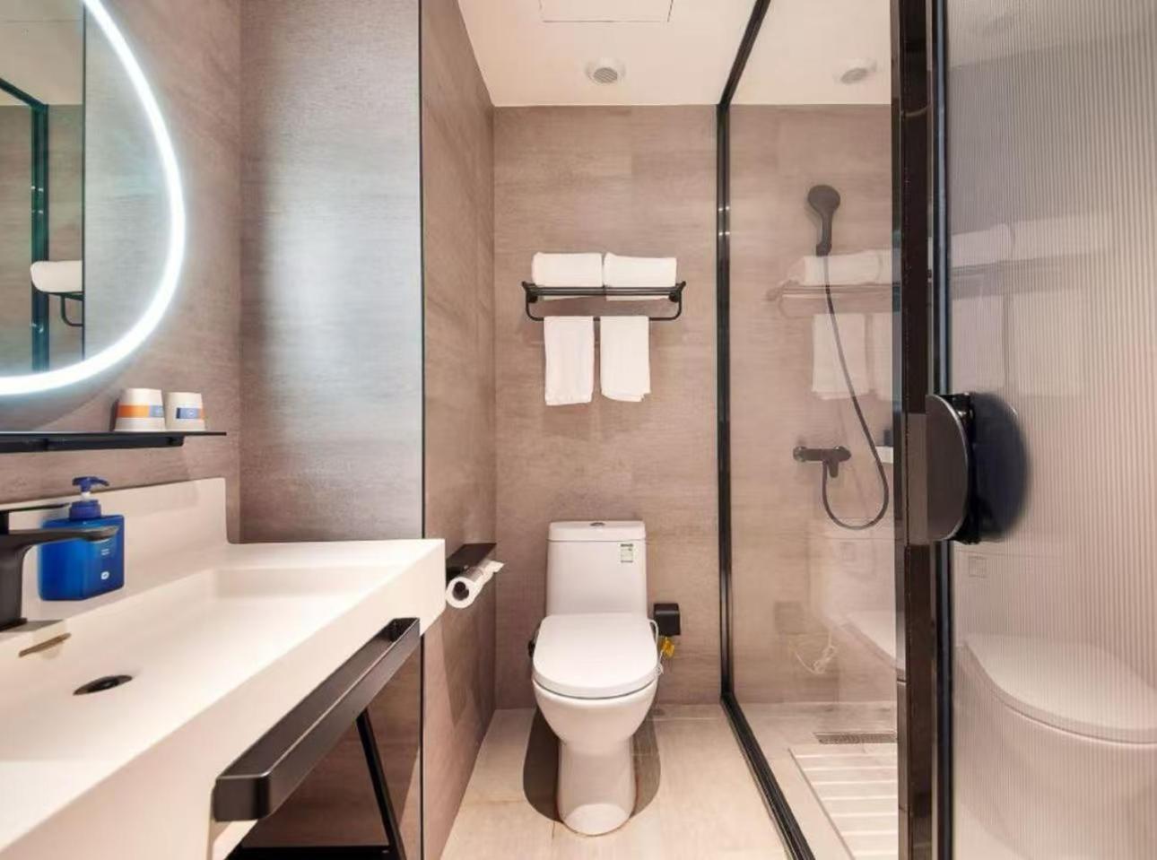 Hanting Hotel Shanghai Babaiban Pudian Road Subway Station מראה חיצוני תמונה